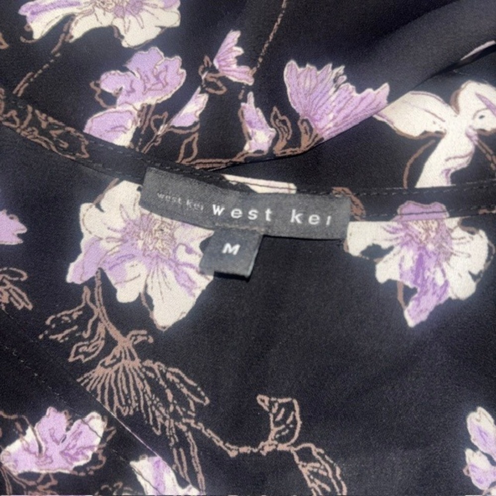 West Kei Purple Floral Surplice Blouse Black Roll Tab Sleeve V-Neck Top Medium - Picture 8 of 10